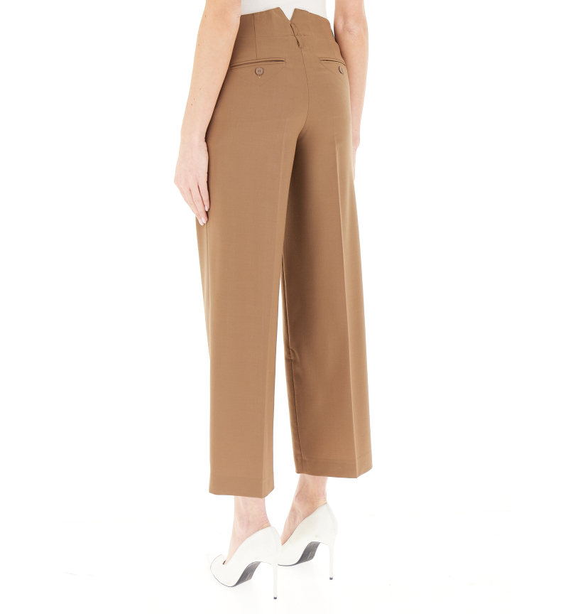 secondary product photo