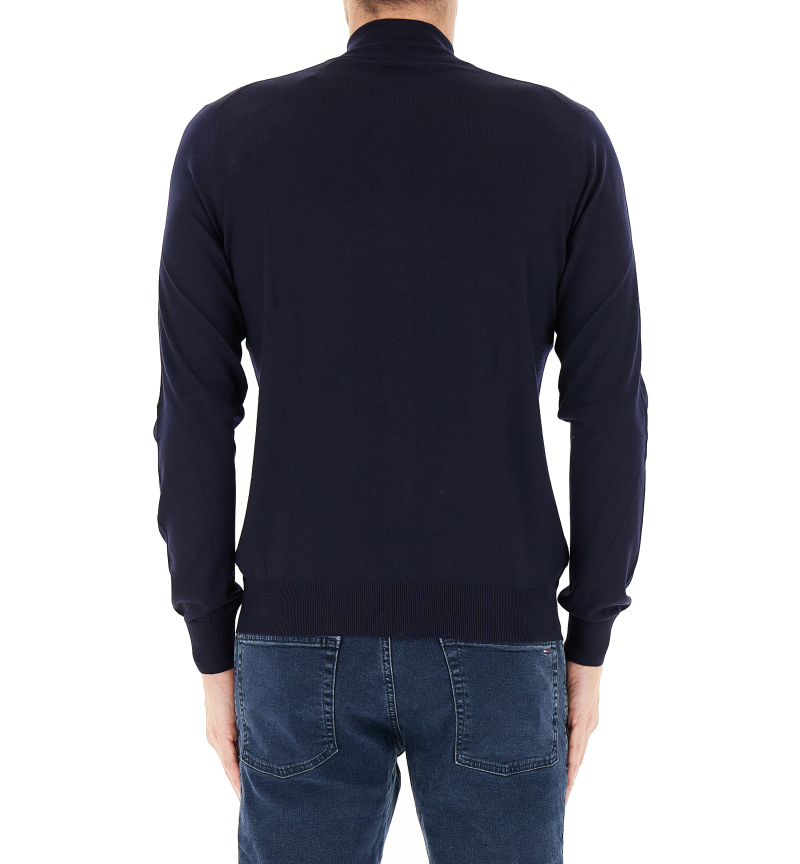 secondary product photo