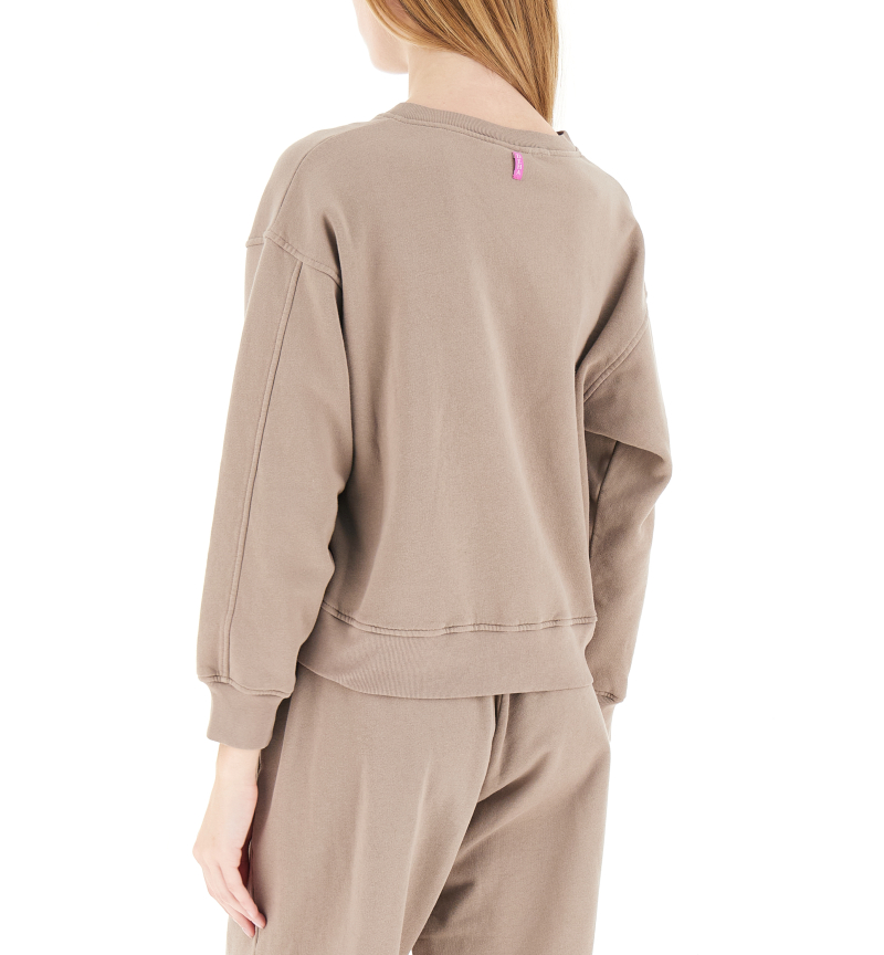 secondary product photo