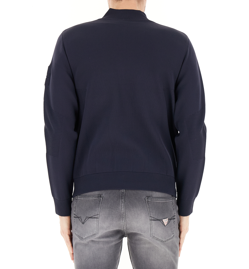 secondary product photo