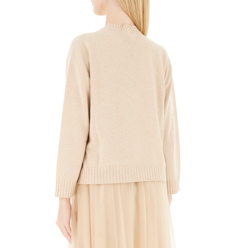 secondary product photo