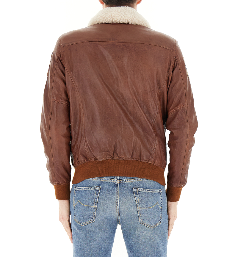 secondary product photo