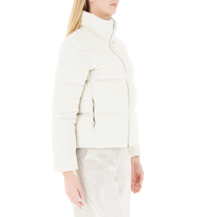 secondary product photo