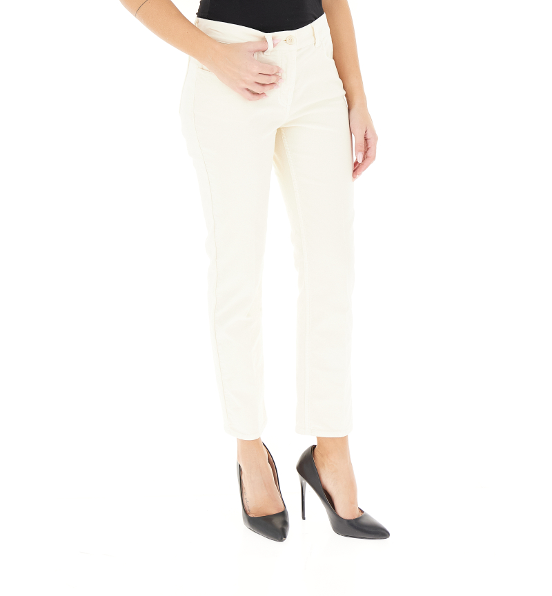 secondary product photo