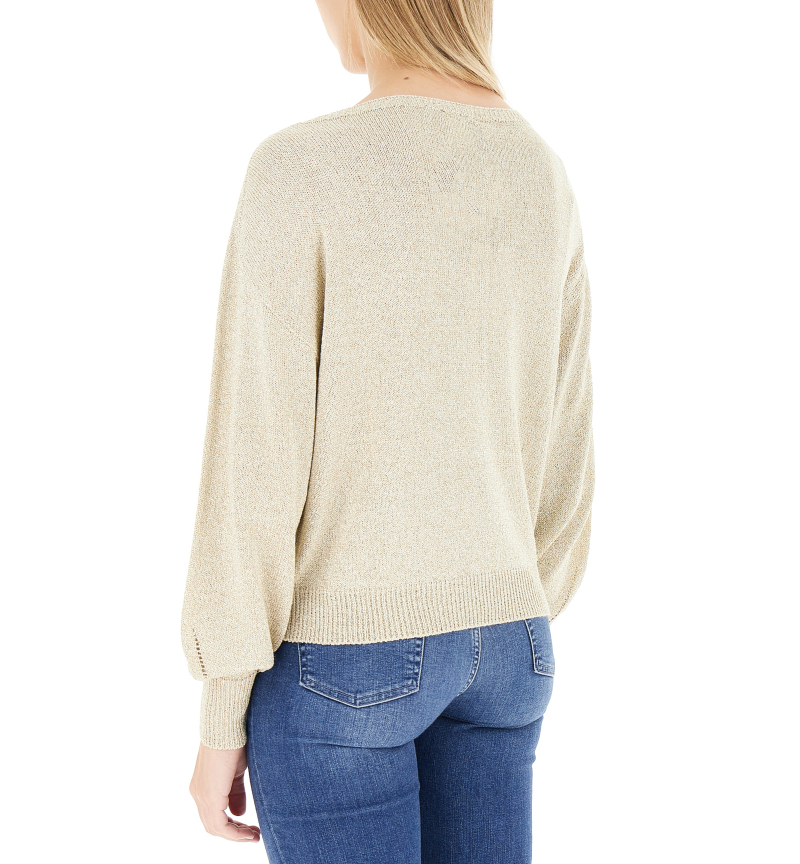 secondary product photo