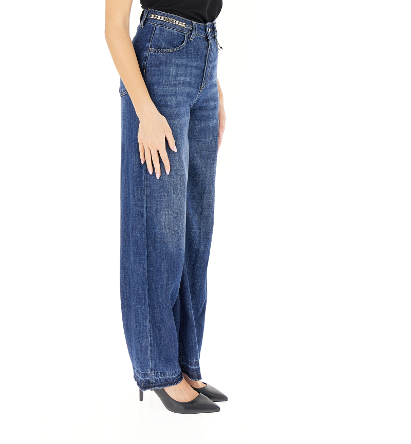 secondary product photo