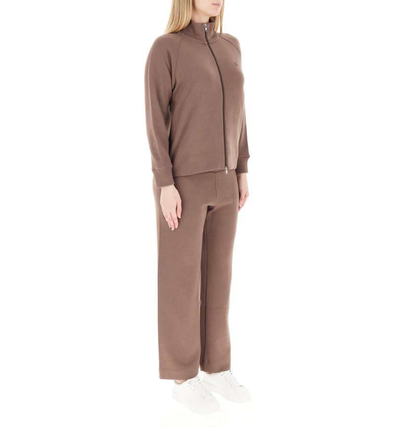 secondary product photo