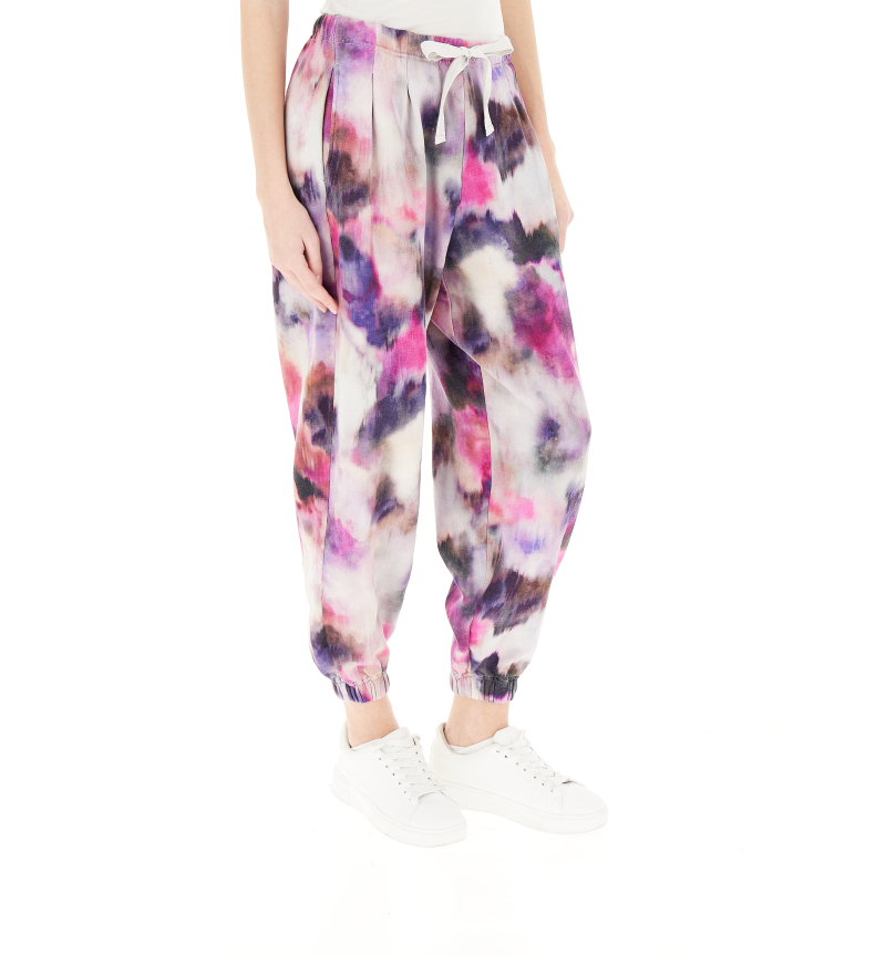 secondary product photo