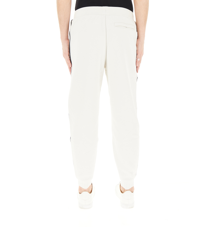 secondary product photo