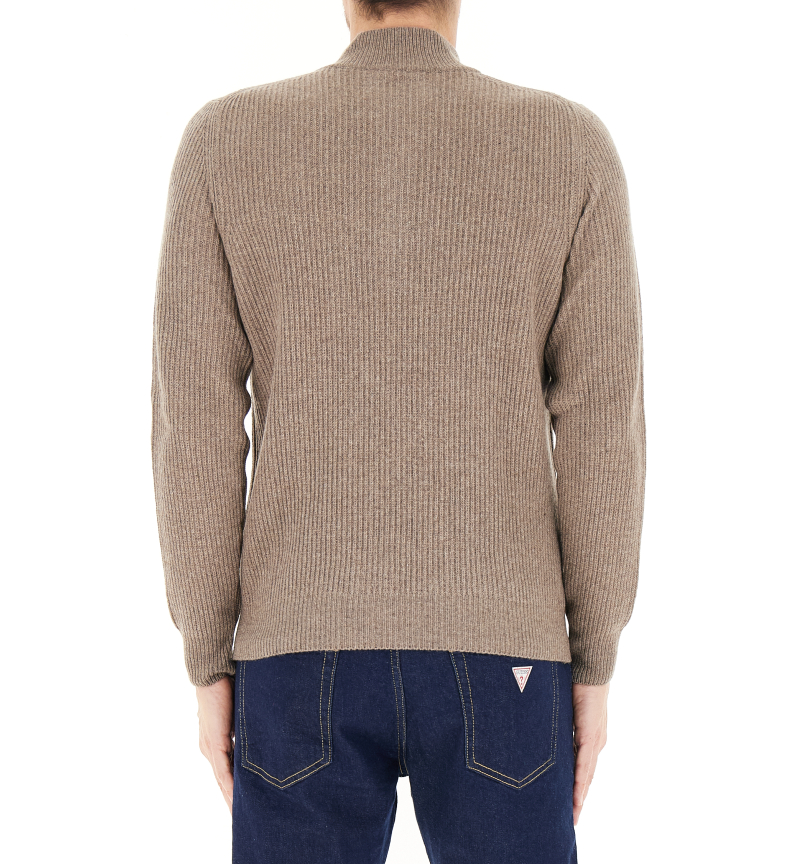 secondary product photo