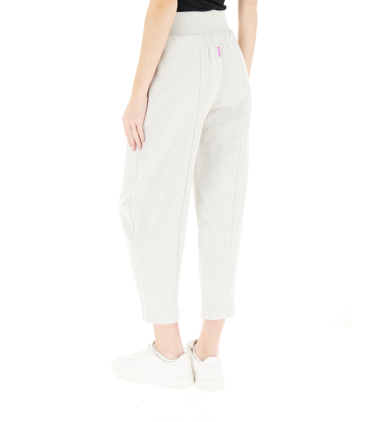 secondary product photo