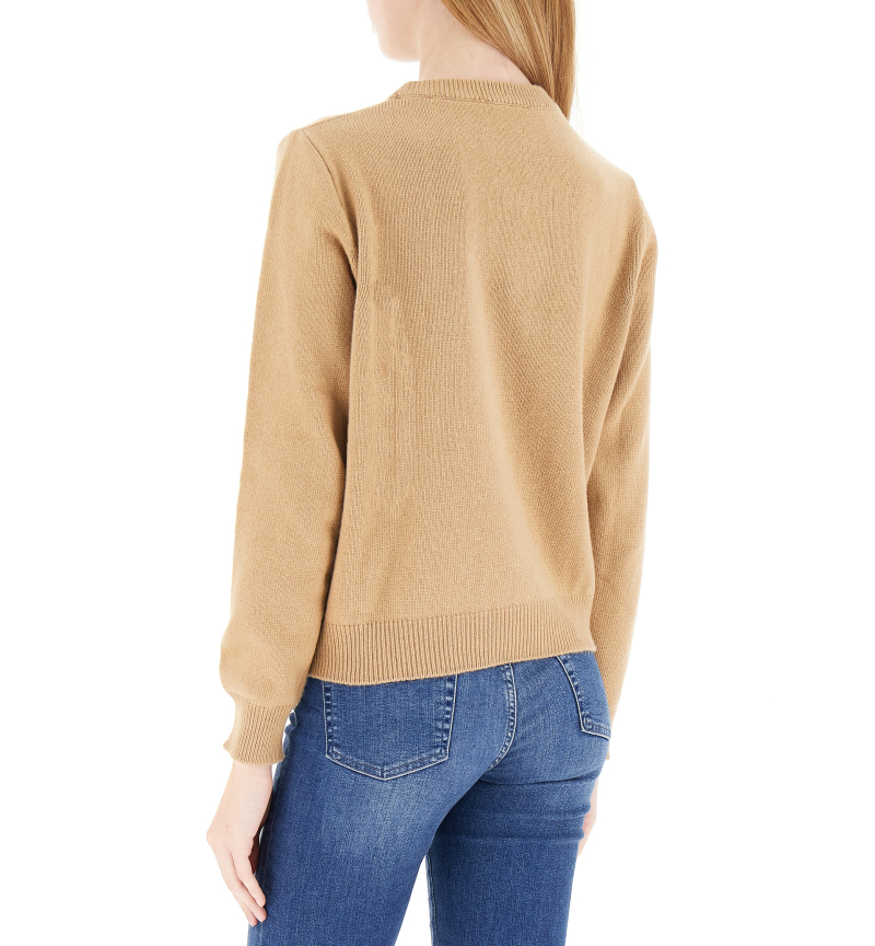 secondary product photo