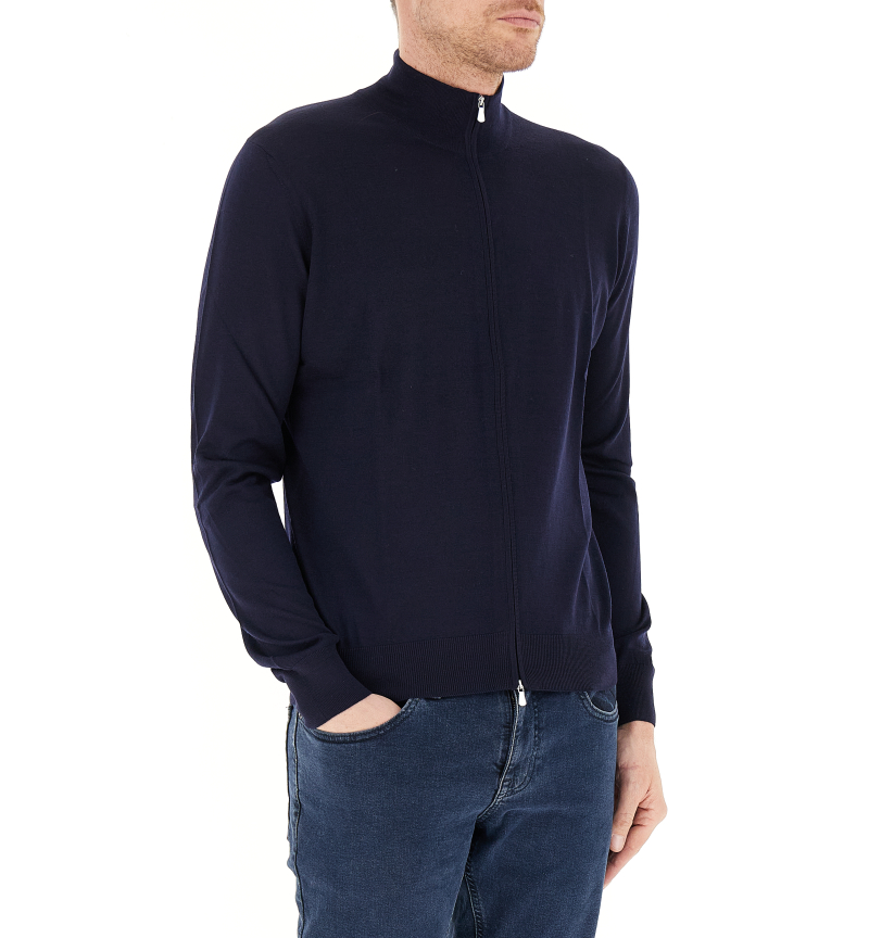 secondary product photo