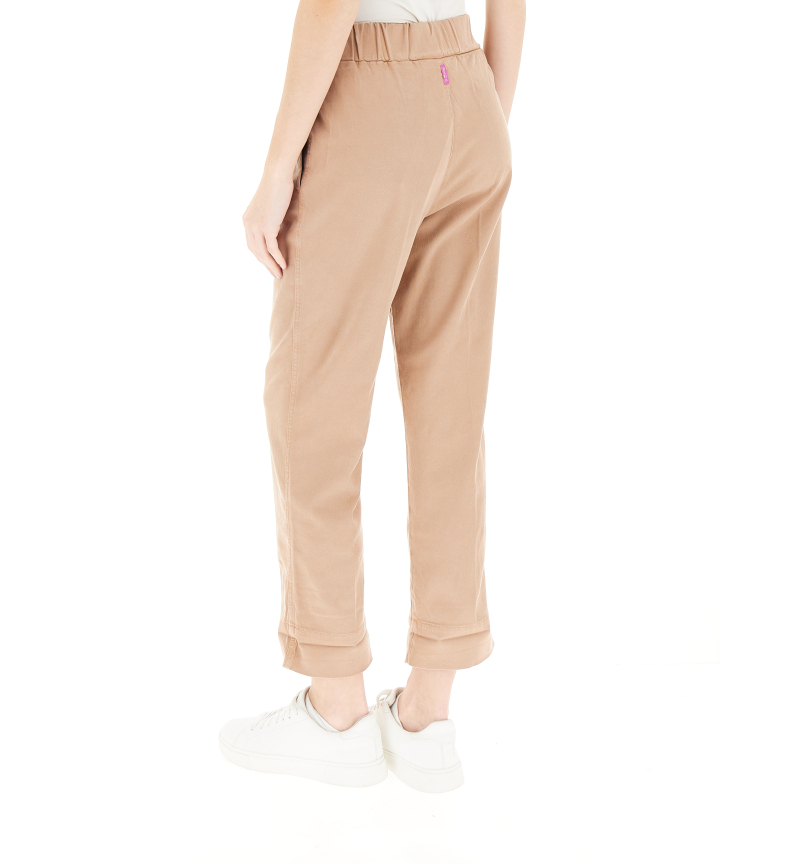 secondary product photo