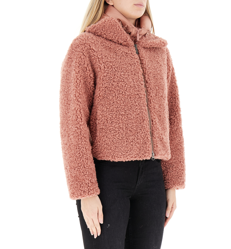 secondary product photo