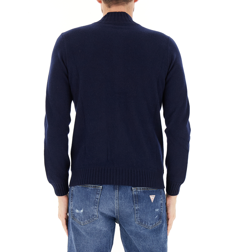 secondary product photo