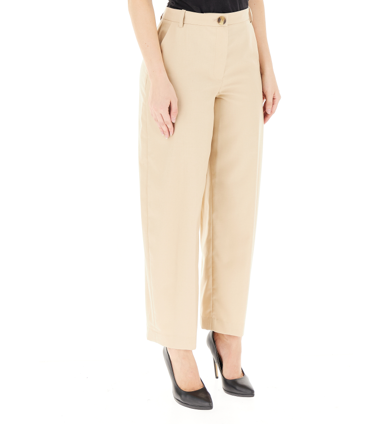 secondary product photo