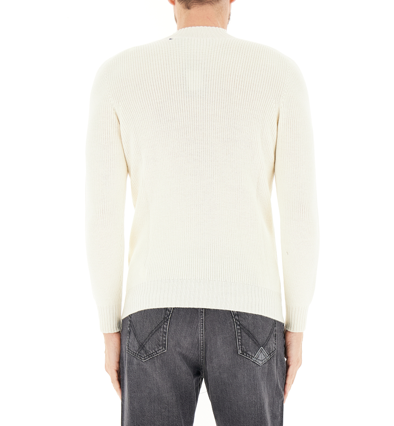 secondary product photo