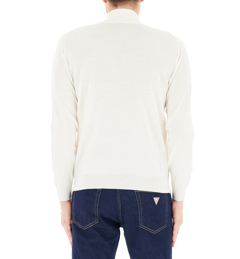 secondary product photo