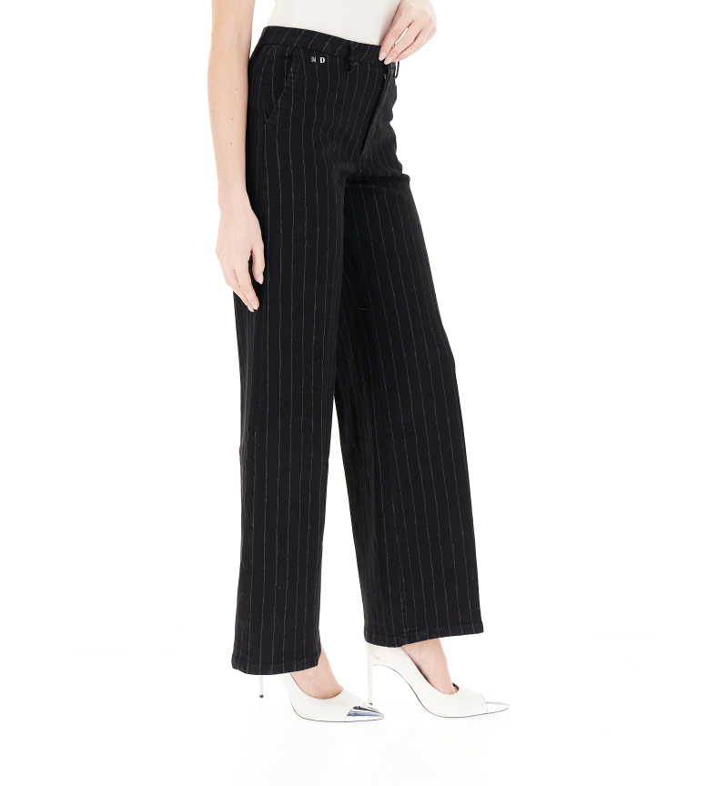 secondary product photo