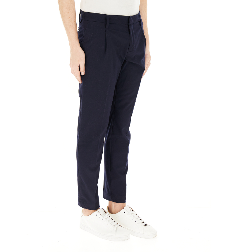 secondary product photo