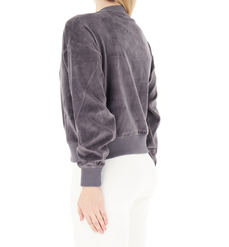 secondary product photo