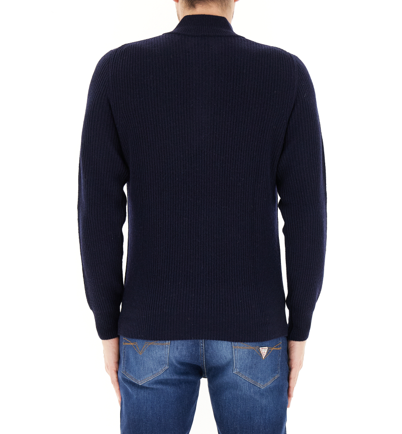 secondary product photo