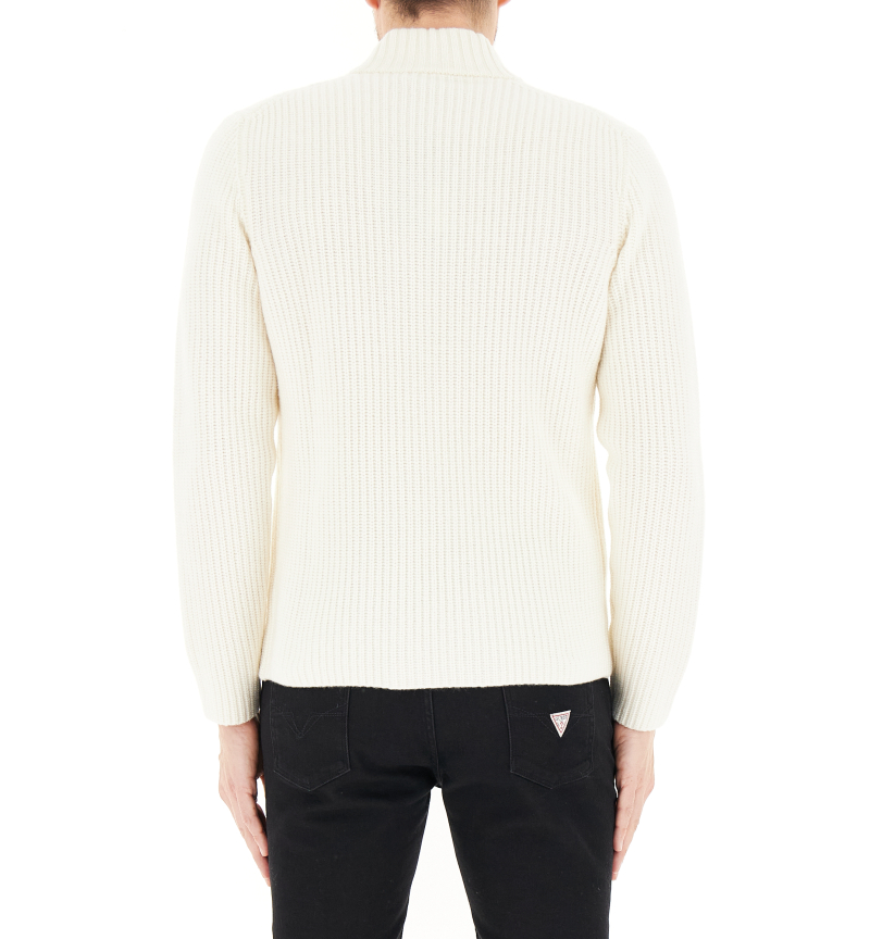 secondary product photo