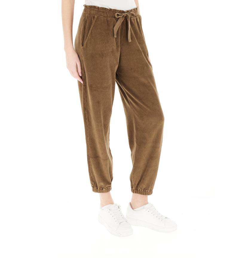 secondary product photo