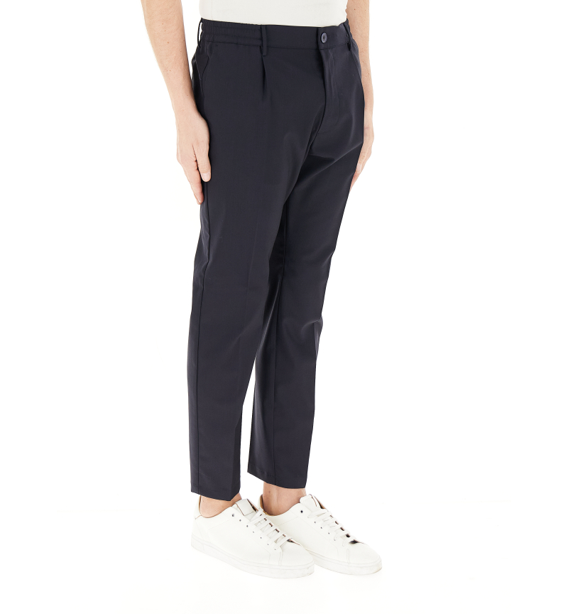 secondary product photo