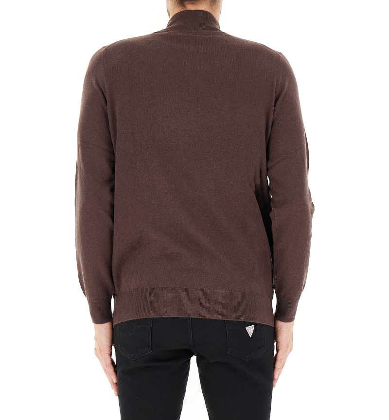 secondary product photo