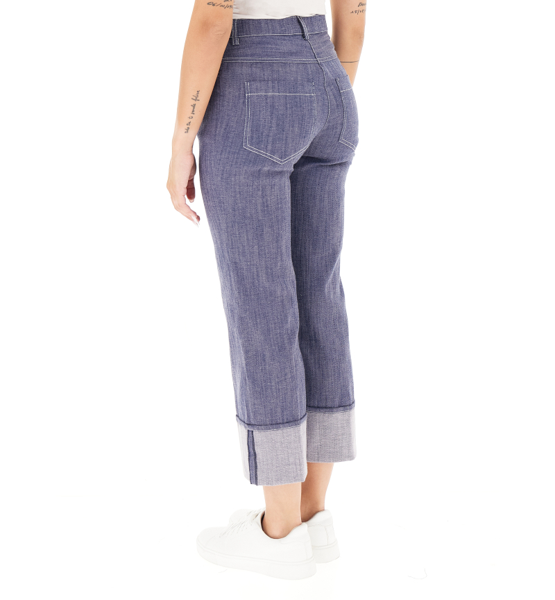 secondary product photo