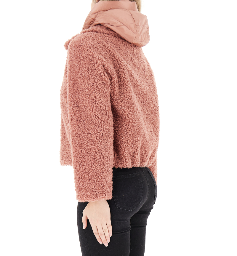 secondary product photo