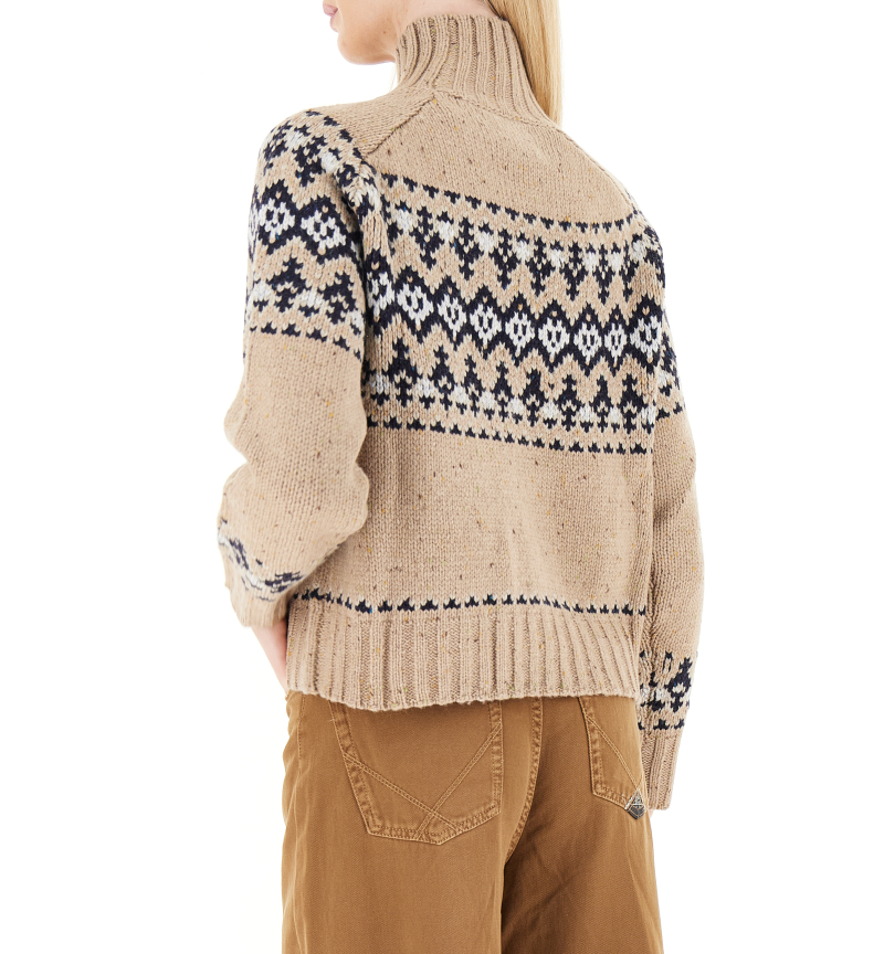 secondary product photo