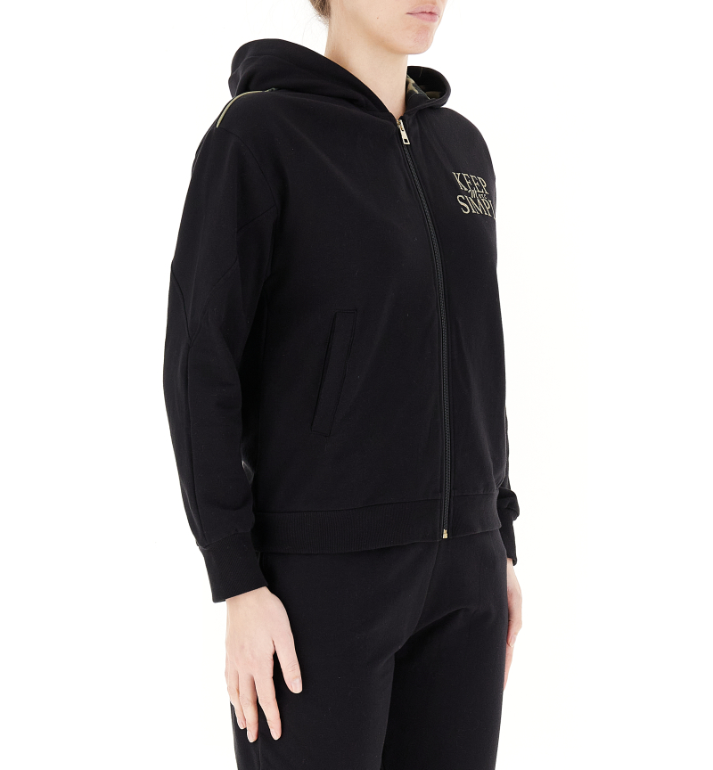 secondary product photo