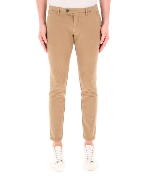 Pantalone chino