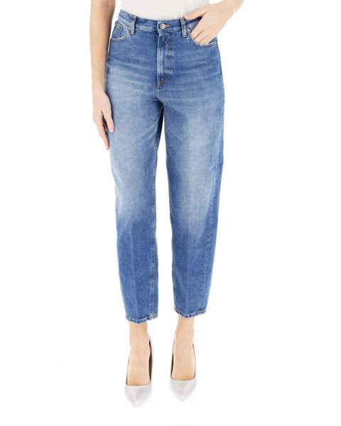 Jeans loose