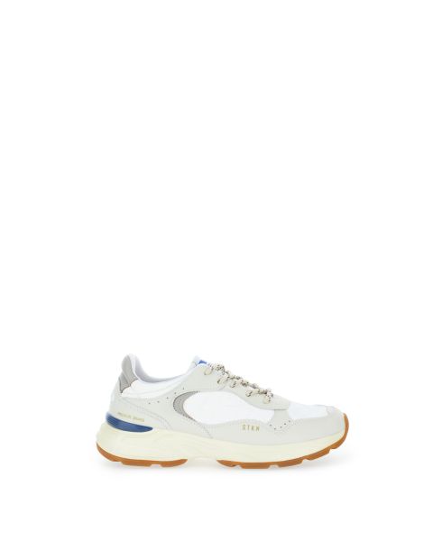 Sneakers con lacci