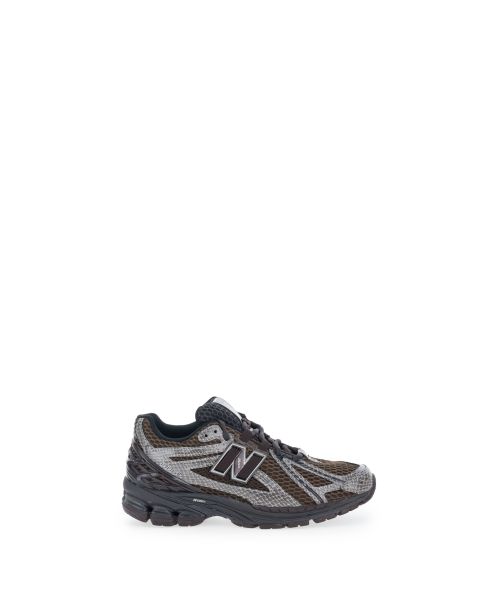 Sneakers 1906