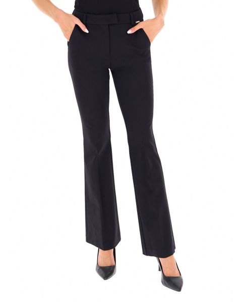 Pantalone flare