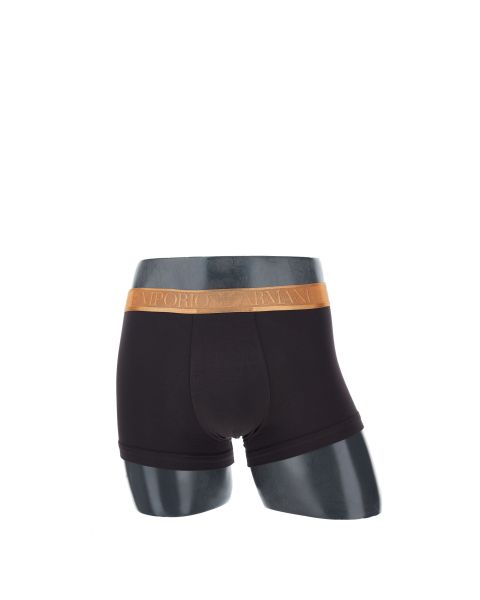 Boxer in modal