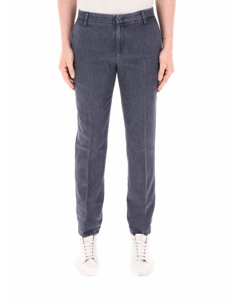 Pantalone a sigaretta