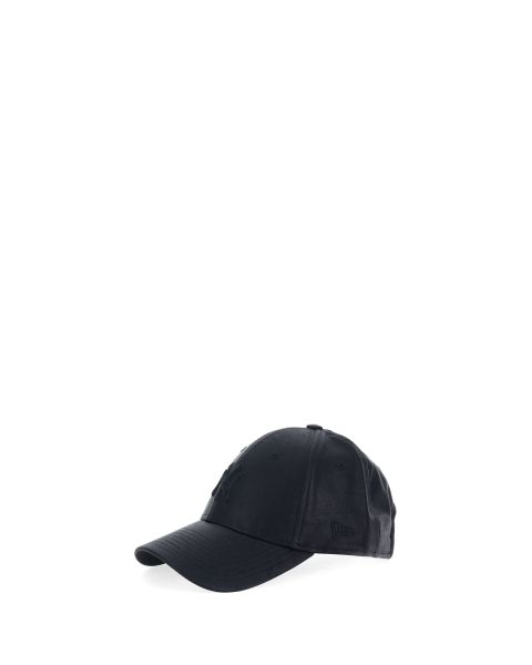 Cappello in similpelle