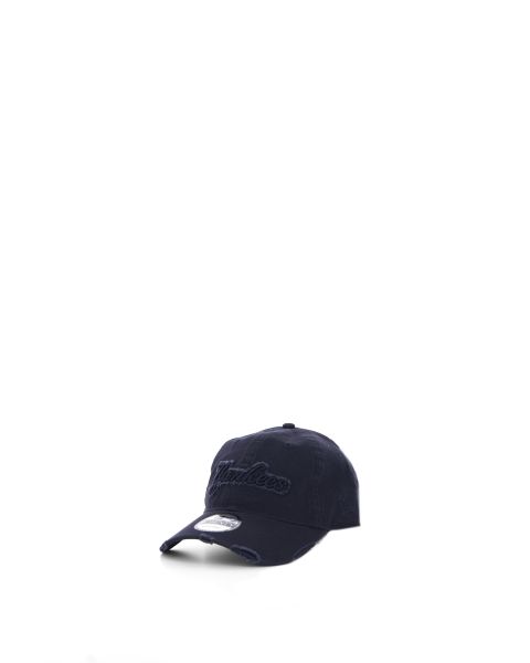 Cappello con visiera