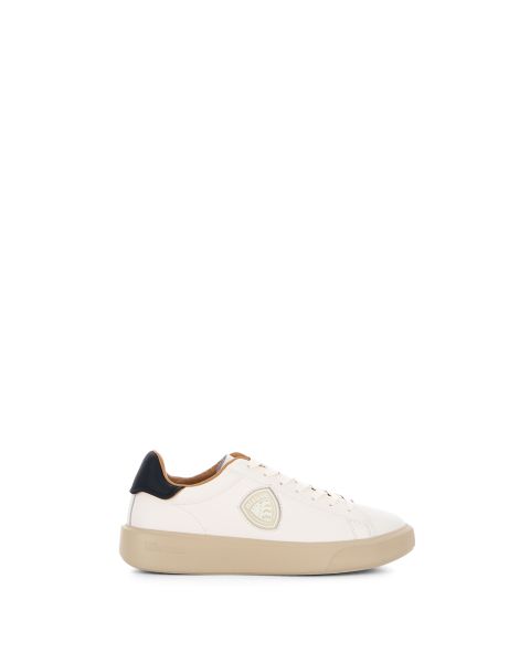 Sneakers con lacci
