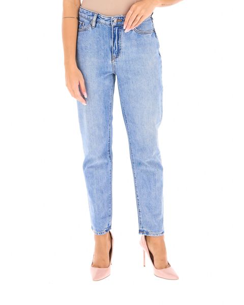 Jeans a sigaretta