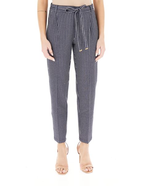 Pantalone a sigaretta