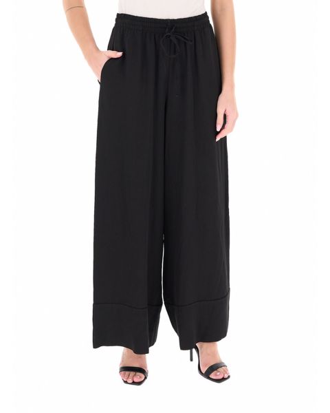 Pantalone a palazzo
