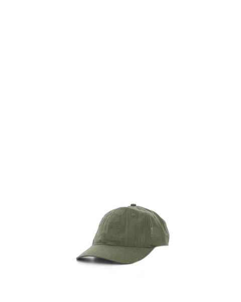Cappello con visiera