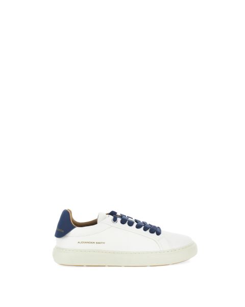 Sneakers con lacci